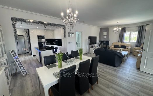 Detached Villa for sale in Benejúzar