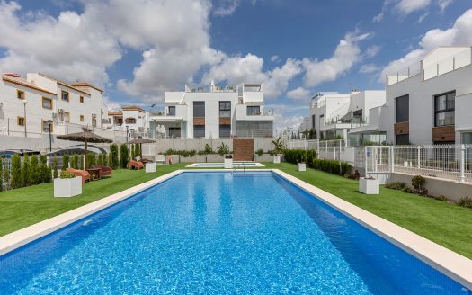Apartment / flat for sale in Vistabella Golf