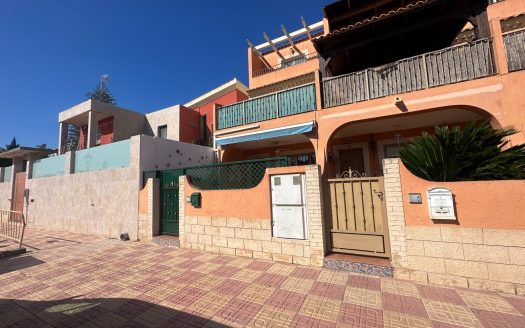 Townhouse for sale in Jacarilla