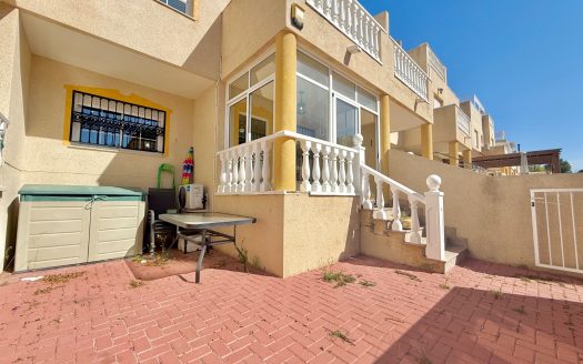Semi-detached for sale in Guardamar