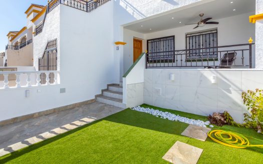 Apartment / flat for sale in Vistabella Golf