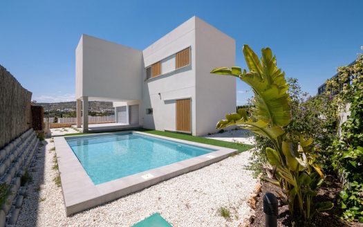 MODERN DESIGN VILLA WITH GOLF VIEWS
