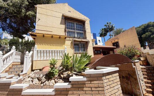 Villa for sale in Los Balcones