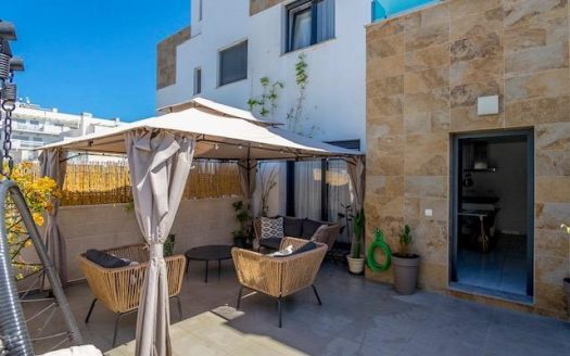 Terraced house for sale in Orihuela Costa
