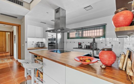 Penthouse for sale in Playa San Juan
