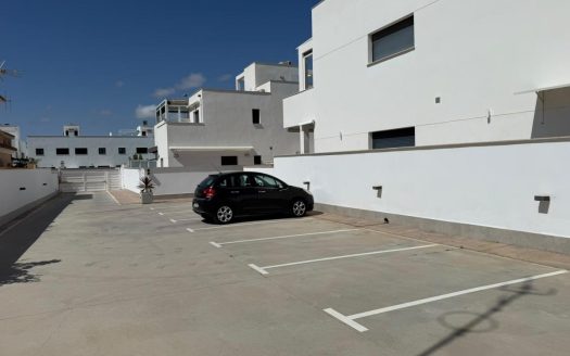 3 bedroom penthouse for sale in Torre de la Horadada in 400 meter from the beach.
