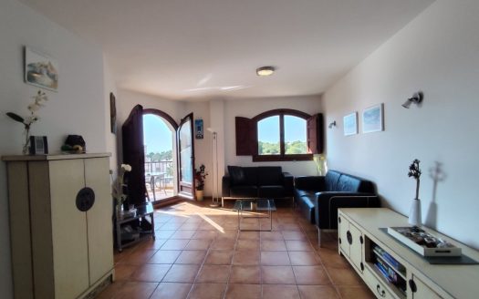 Penthouse for sale in Punta Prima