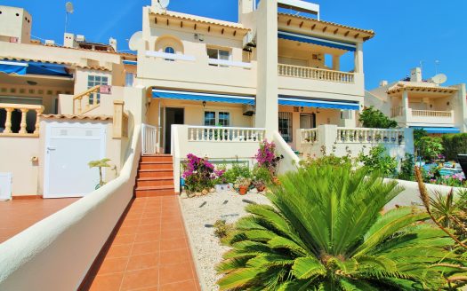 Townhouse for sale in Las Ramblas