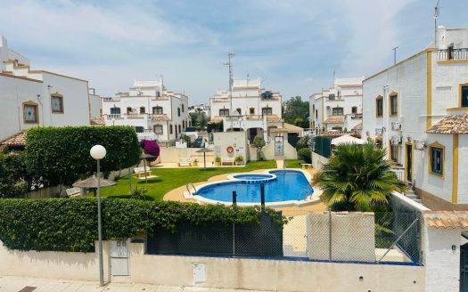 Townhouse for sale in Orihuela