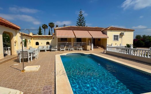 Country House for sale in Catral
