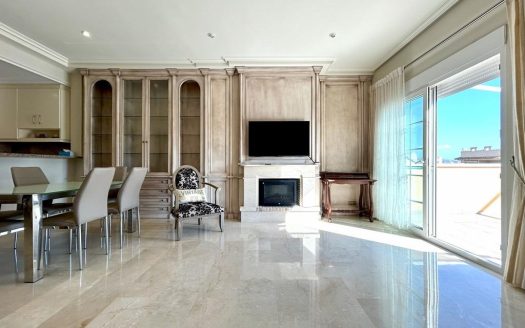 Penthouse for sale in Dehesa de campoamor