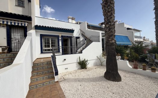 Bungalow for sale in Rioja