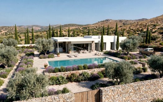 Custom Built New Villas in Pinoso (Alicante): Spacious Homes in Natural Surroundings