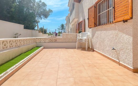 Townhouse for sale in Orihuela Costa
