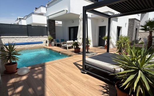 Detached Villa for sale in Vistabella Golf