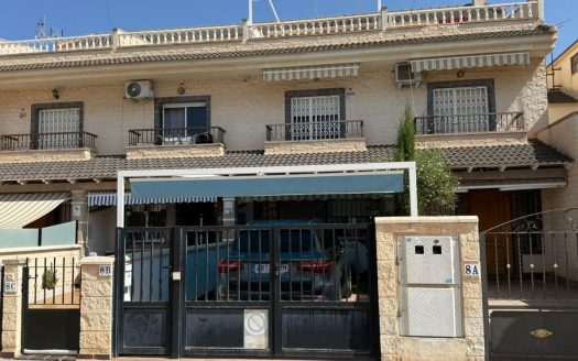 Townhouse for Rent in Torre de la Horadada – 100 Metres from the Beach