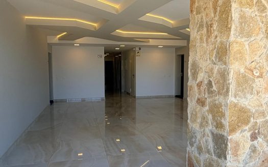 Apartment / Flat for sale in Los Altos