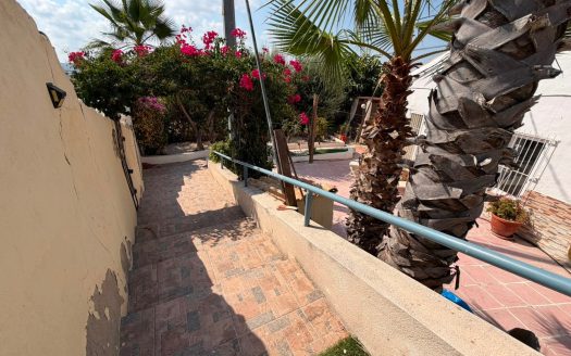 House for sale in Torremendo