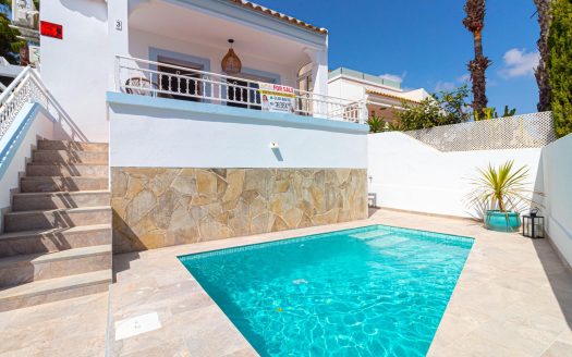 Villa for sale in Orihuela Costa