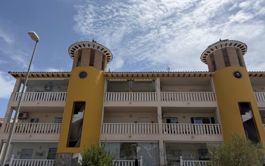 Apartment for sale in Villamartin