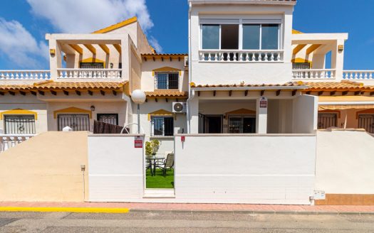 Terraced house for sale in Torrevieja