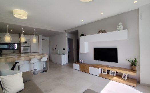 Penthouse for sale in El Raso