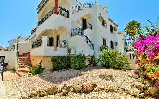 Apartment for sale in Villamartin