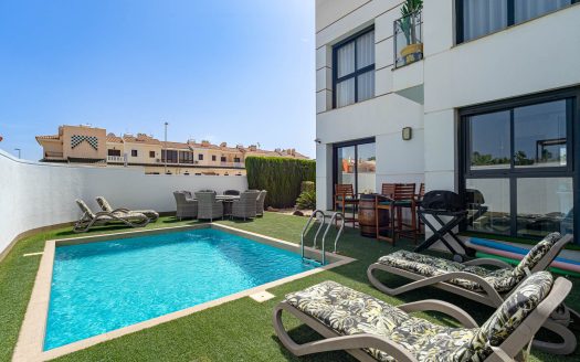 Villa for sale in Ciudad Quesada/Rojales