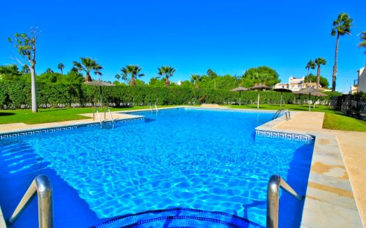 Bungalow for sale in Villamartin