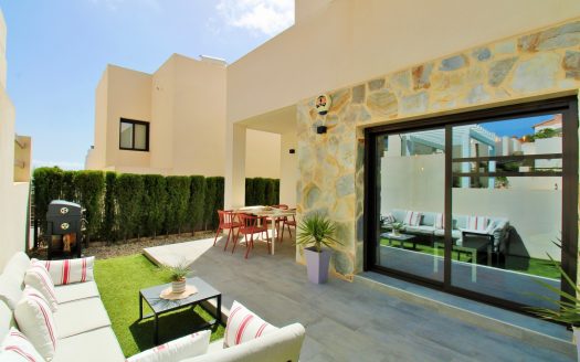 Villa for sale in Villamartin